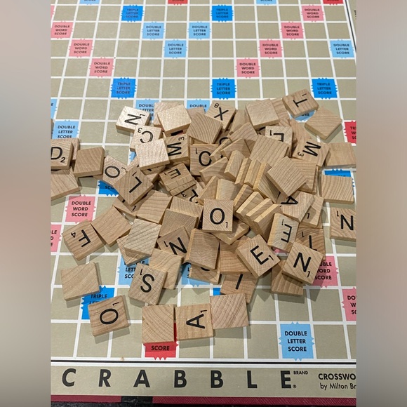 Retro Scrabble game 1989 - Picture 2 of 4